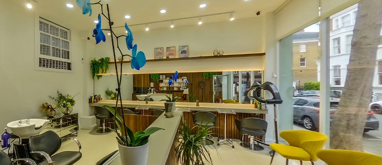 At Beautyque, we are dedicated to enhancing your natural beauty through personalised care, expert techniques and an unwavering commitment to excellence.
